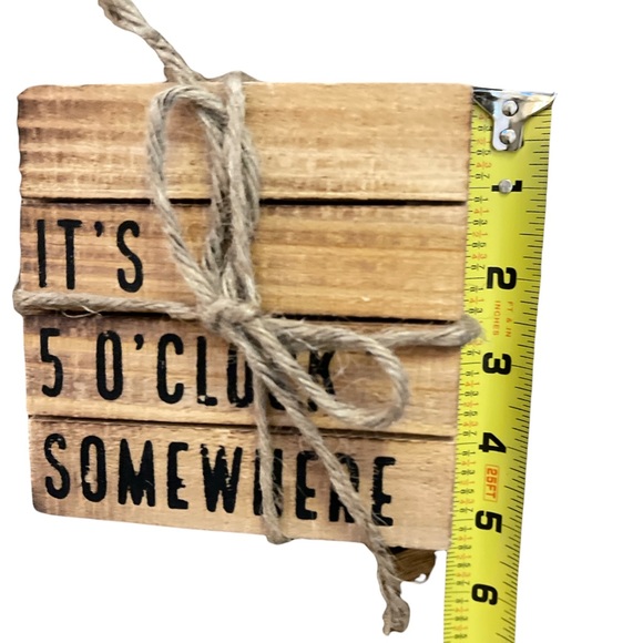 NWOT Mud Pie Wooden Pallet Coasters - “It’s 5:00 Somewhere” - Picture 3 of 7